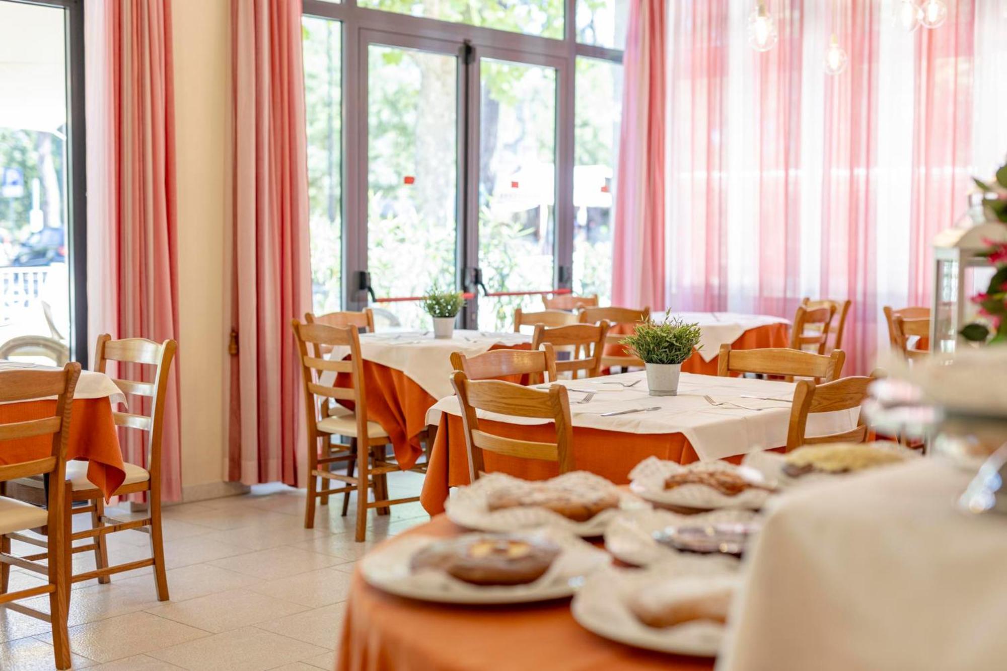 Hotel Stella Del Mare Червия Экстерьер фото