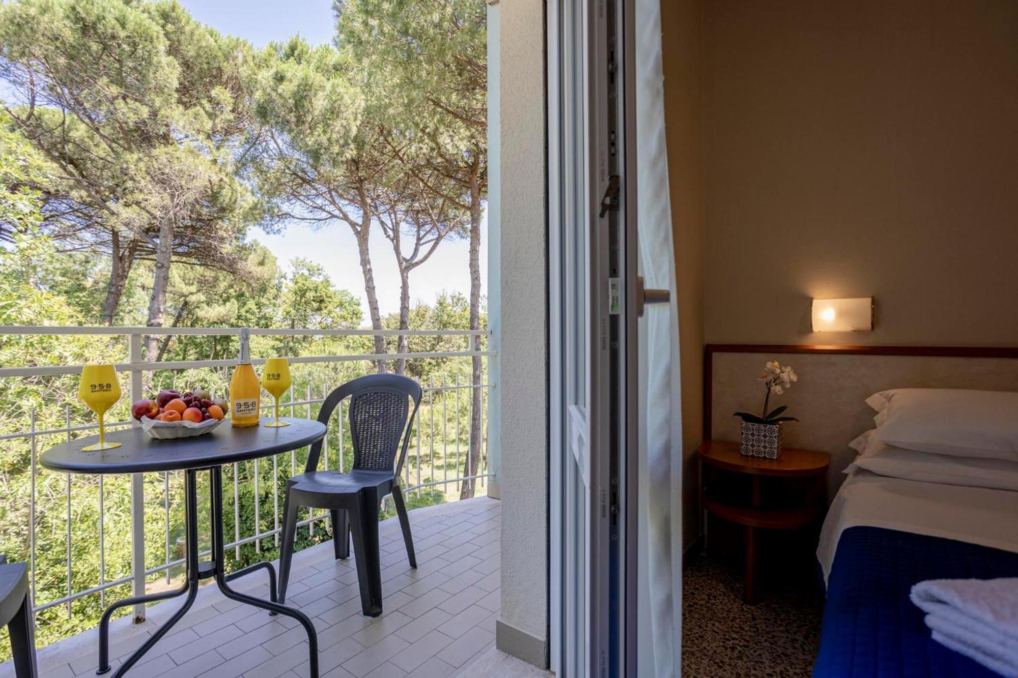Hotel Stella Del Mare Червия Экстерьер фото